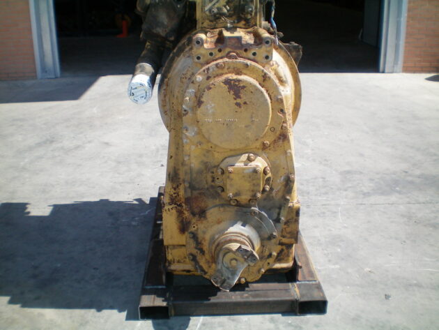 CATERPILLAR   826C  9W-8392 - SERVOTRANSMISIÓN CON CONVERTIDOR - Imagen 4