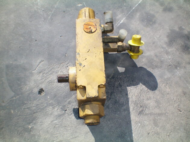 CATERPILLAR   826G  118-2248 - DISTRIBUIDOR DE PALA - Imagen 8