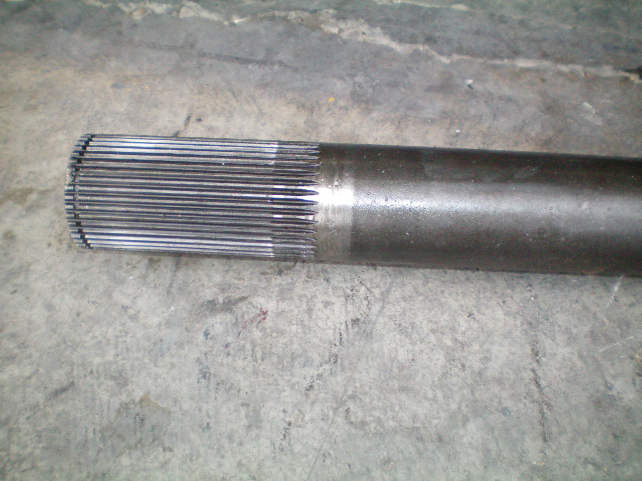 KOMATSU WA500-1 425-22-12410 - PALIER DELANTERO DERECHO - Imagen 4