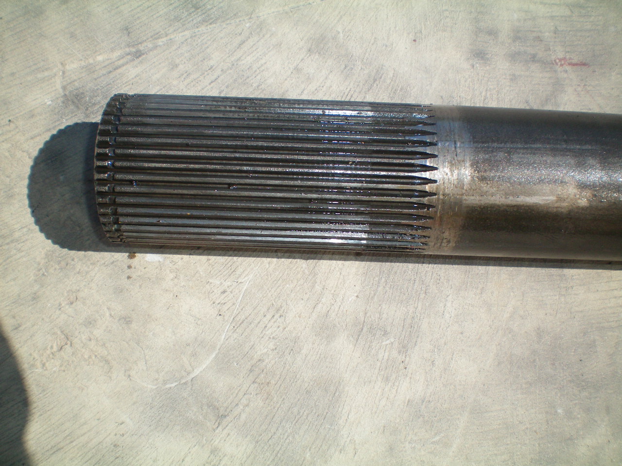 KOMATSU WA500-1 425-22-12440 - PALIER DELANTERO IZQUIERDO - Imagen 2