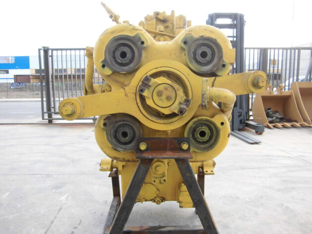 KOMATSU  WA500-1  425-15-00020 - SERVOTRANSMISIÓN - Imagen 2