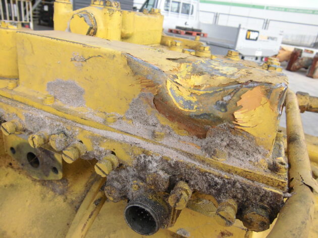 KOMATSU  WA500-1  425-15-00020 - SERVOTRANSMISIÓN - Imagen 9