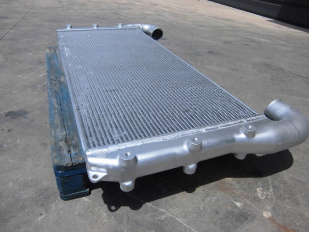 KOMATSU  WA6003  426-03-21721 - ENFRIADOR DE INTERCOOLER DE MOTOR - Imagen 4