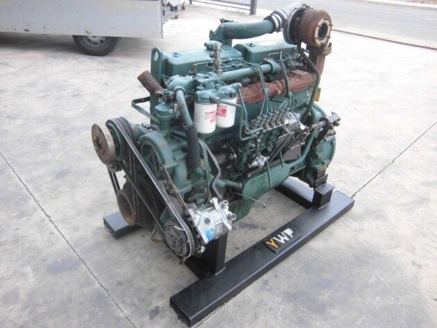 AKERMAN  EC300  15003913 - MOTOR TÉRMICO VOLVO TD71GE CON PARTE ELÉCTRICA - Imagen 2