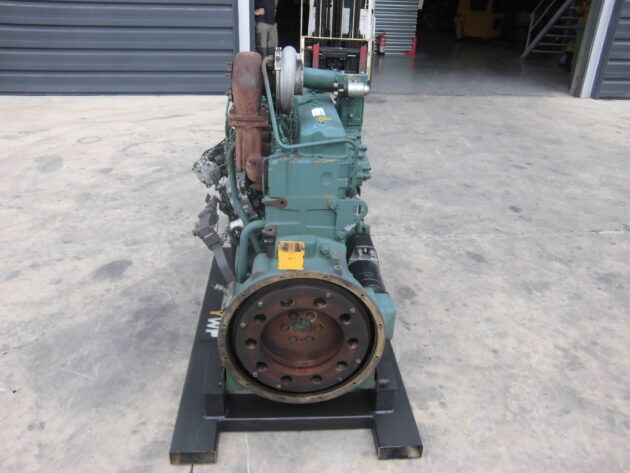 AKERMAN  EC300  15003913 - MOTOR TÉRMICO VOLVO TD71GE CON PARTE ELÉCTRICA - Imagen 4