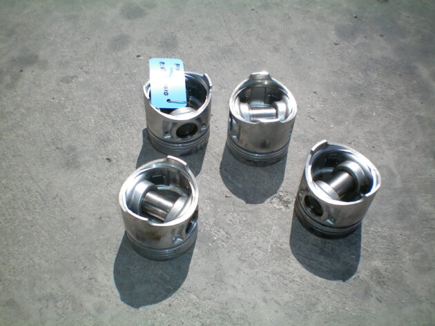 JCB  1CX  02/634135 - PISTÓN MOTOR PERKINS - Imagen 3