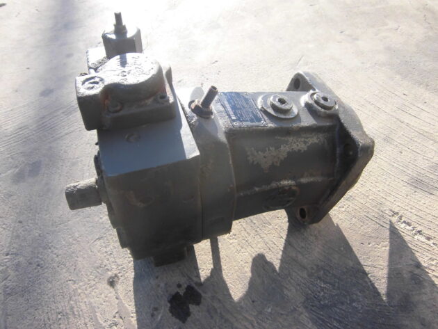 AKERMAN  EC300  14214128 - BOMBA DE GIRO A7V055 - Imagen 3