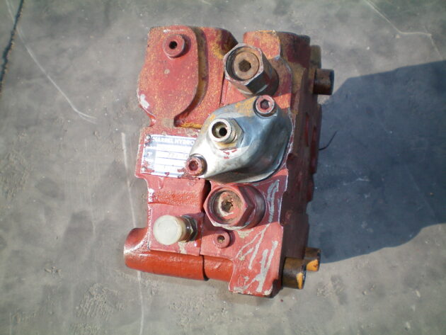 CASE   61P   - DISTRIBUIDOR DE MARTILLO