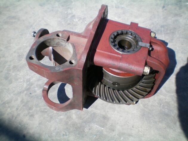 CASE   81P   - GRUPO DIFERENCIAL DELANTERO - Imagen 3