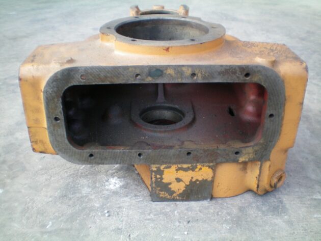 CASE   580G  K-957230 - CARCASA DERECHA MANDO FINAL - Imagen 2