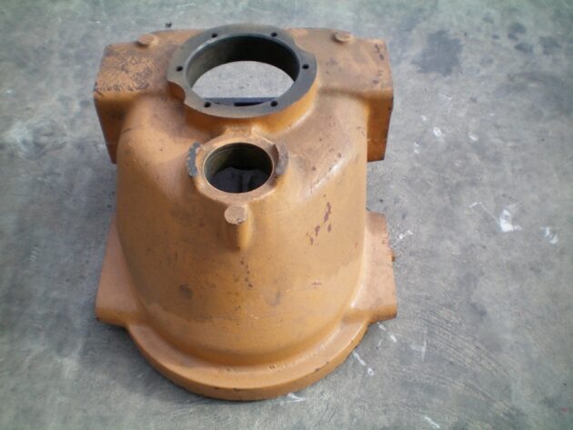 CASE   580G  K-957230 - CARCASA DERECHA MANDO FINAL - Imagen 4