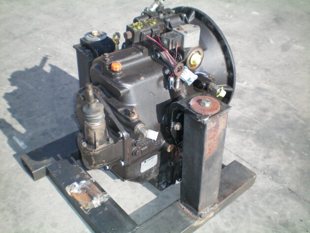 CASE   580SLE  119042A1 - CAJA DE CAMBIOS CARRARO TLB1 - Imagen 3
