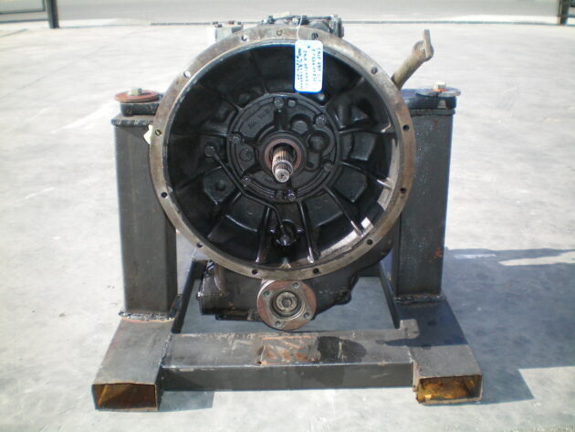 CASE   580SLE  119042A1 - CAJA DE CAMBIOS CARRARO TLB1 - Imagen 5