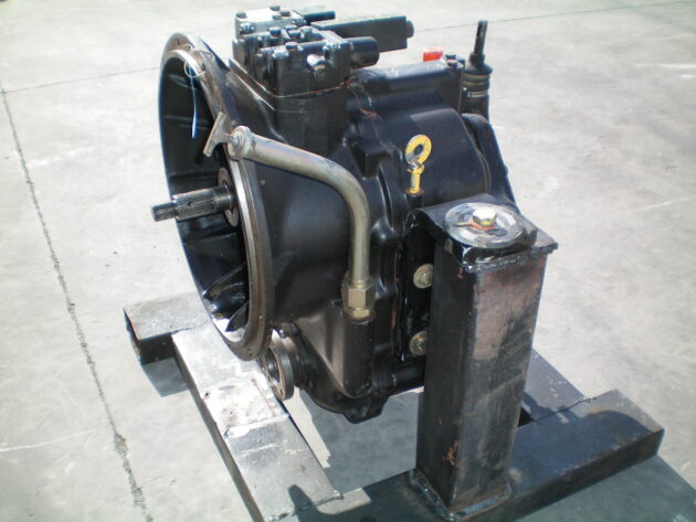 CASE   580SLE  119042A1 - CAJA DE CAMBIOS CARRARO TLB1