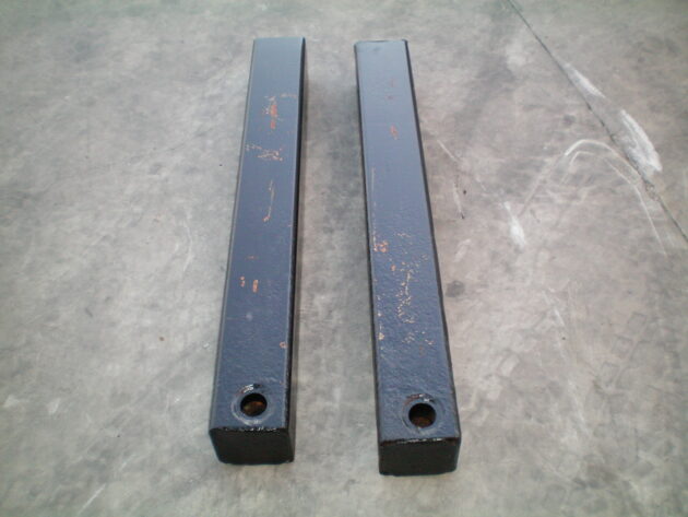 CASE   580SM  307567A1 - CAJETIN DEL ESTABILIZADOR IZQUIERDO - Imagen 3