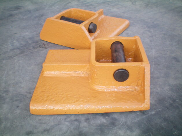 CASE  580SM - 379280A1 - STABILIZER BOX FOOT - Image 2