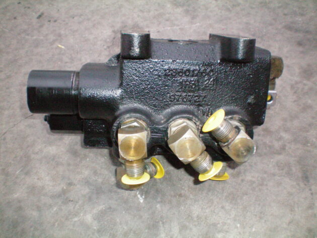 CASE   580SM  445976A1 - DISTRIBUIDOR SECUENCIA DE GIRO - Imagen 3
