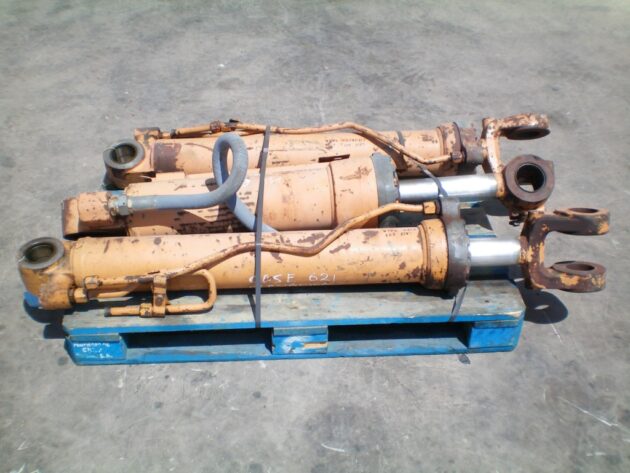 CASE   621  E-124851 - CILINDRO DE ELEVACIÓN DE PALA - Imagen 4