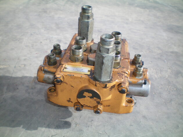 CASE   1088CK  M3143697 - DISTRIBUIDOR DE GIRO - Imagen 4