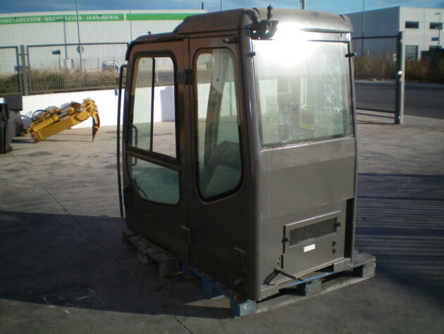 CASE   1088P   - CABINA - Imagen 2