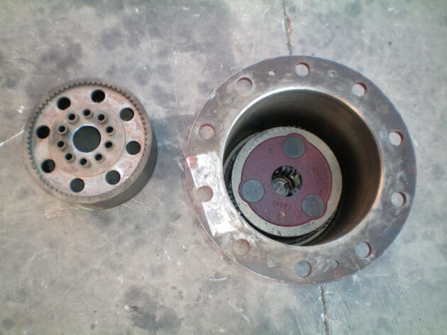 CASE   1088P  G-2648571 - TAPA REDUCTORA - Imagen 2