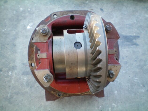 CASE   1088P  H-4839328 - GRUPO DIFERENCIAL DELANTERO
