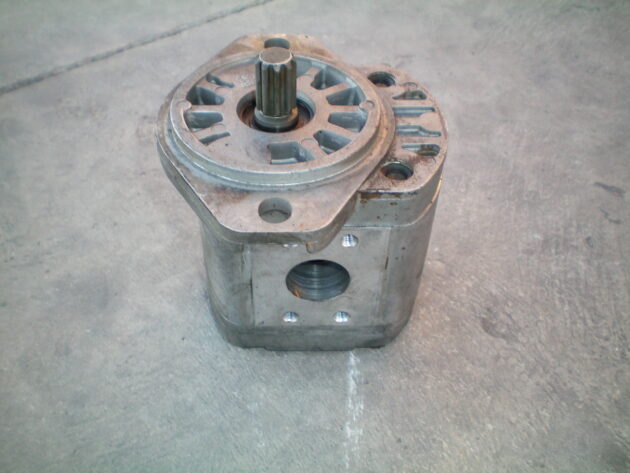 CASE   1288CK (CKB)  P-4543558A - BOMBA DE SERVICIOS E INFORMACIONES - Imagen 2