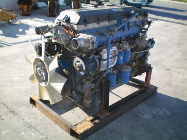 VARIOS     - MOTOR TÉRMICO HYUNDAI D6CA CON PARTE ELÉCTRICA - Imagen 5