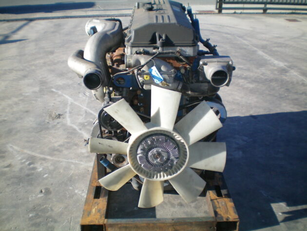 VARIOS     - MOTOR TÉRMICO HYUNDAI D6CA CON PARTE ELÉCTRICA - Imagen 6