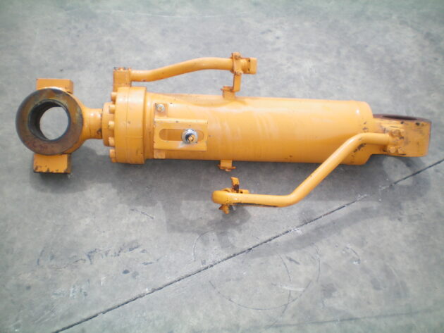 HYUNDAI   HL760   - BOTELLA DE VOLTEO