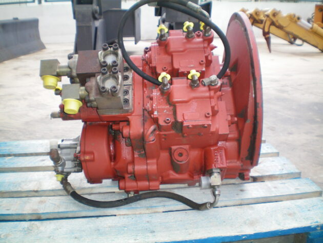HYUNDAI   ROBEX 450LC7  31NB-10010 - BOMBA HIDRÁULICA PRINCIPAL - Imagen 4