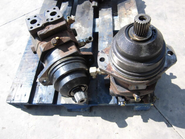HYUNDAI   ROBEX 450LC7   - MOTOR DE TRANSLACIÓN - Imagen 4