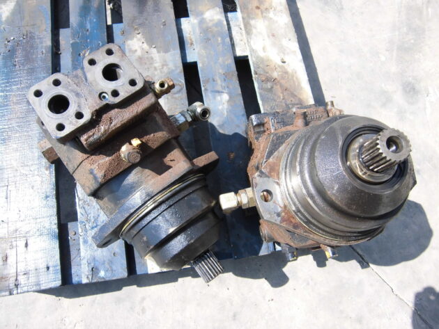 HYUNDAI   ROBEX 450LC7   - MOTOR DE TRANSLACIÓN