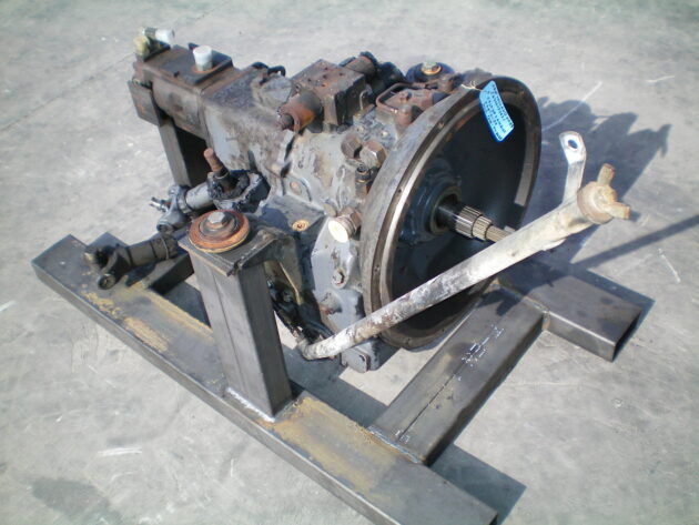NEW HOLLAND  NH85  37304320 - CAJA DE CAMBIOS COM-T4-2025 - Imagen 6