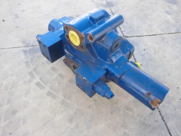 O&K   RH30D   - DISTRIBUIDOR AUXILIAR GRANDE - Imagen 4