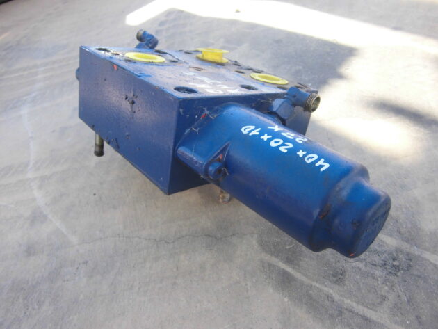 O&K   RH30D   - DISTRIBUIDOR AUXILIAR PEQUEÑO - Imagen 3