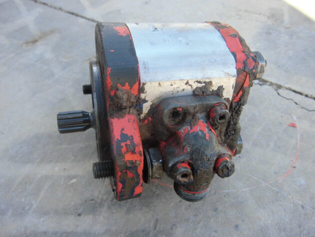 O&K RH30D -  - PILOT PUMP - Image 4