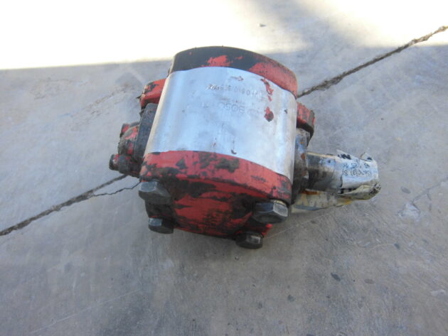 O&K RH30D -  - PILOT PUMP