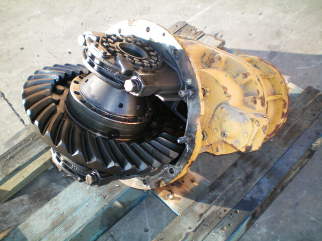 VOLVO   A35C  4870487 - GRUPO DIFERENCIAL INTERMEDIARIO - Imagen 3