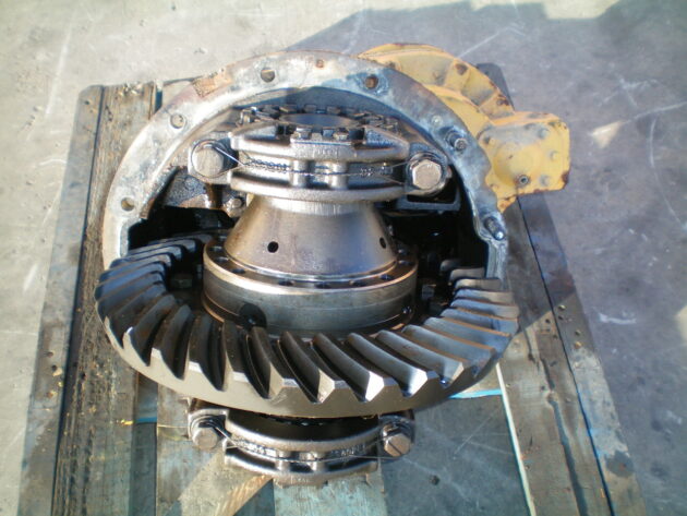 VOLVO   A35C  4870487 - GRUPO DIFERENCIAL INTERMEDIARIO