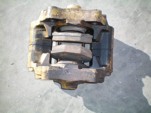 VOLVO   A35C  11035640 - PINZA DE FRENO