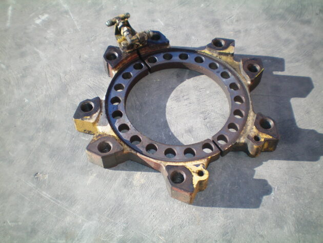 VOLVO   A35C  11034032 / 11034033 - SOPORTE PINZA DE FRENO - Imagen 3