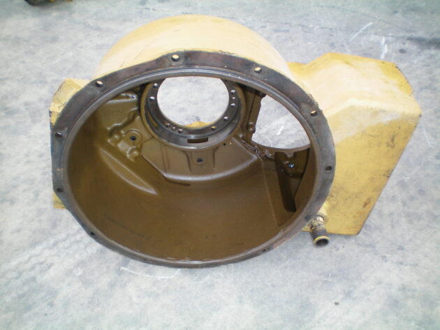 CATERPILLAR   769C  1T-1452 - CARCASA DEL CONVERTIDOR - Imagen 4
