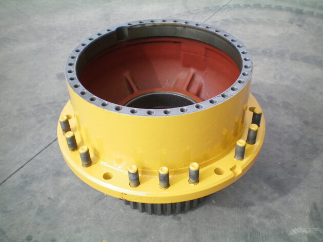 VOLVO   A40  11035972 - BUJE