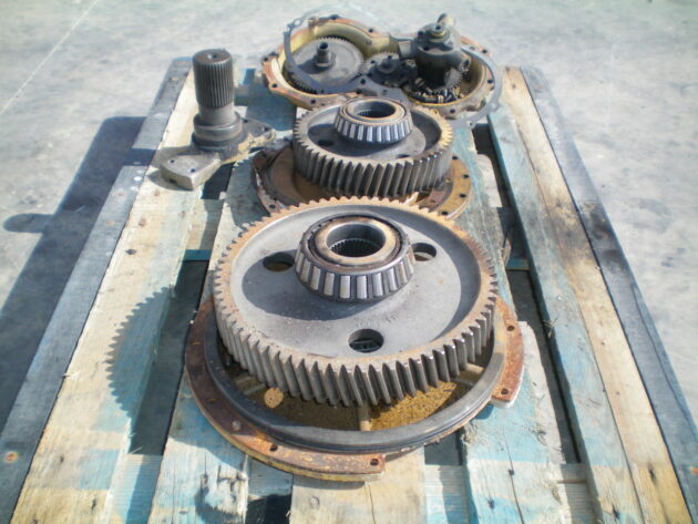 CATERPILLAR   769C  7G-8769 / 7G-8770 - PIÑONES DE CAJA DE TRANSFERENCIAS - Imagen 2