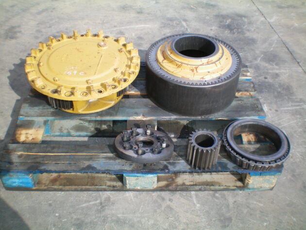 CATERPILLAR  769C - 6D-6961 - FINAL DRIVE / REDUCTION HUB - Image 2