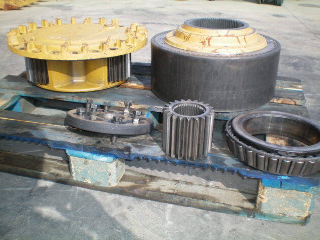 CATERPILLAR  769C - 6D-6961 - FINAL DRIVE / REDUCTION HUB - Image 3