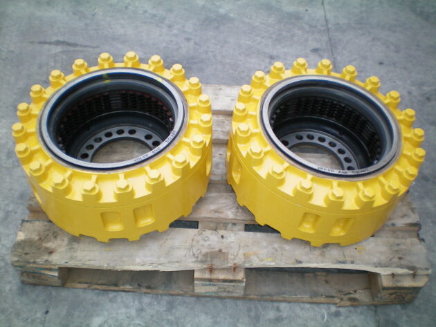 VOLVO   A40  11102349 - CONJUNTO DE FRENOS DEL EJE DELANTERO