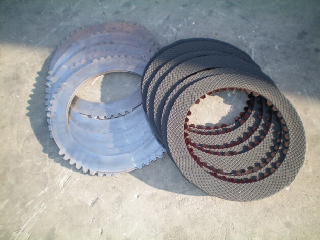 VOLVO   A40  11102350 - CONJUNTO DE FRENOS CON CORONA DEL EJE INTERMEDIARIO - Imagen 3
