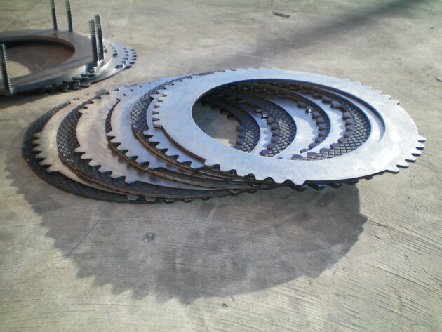 VOLVO   A40  11102350 - CONJUNTO DE PLATOS Y DISCOS DE FRENO DEL EJE INTERMEDIARIO - Imagen 3